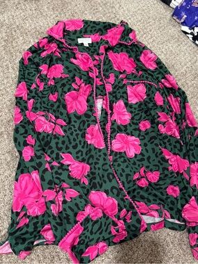 Beauty Sleep Social Women's Green Floral-Print Button-Up Top and bottoms
